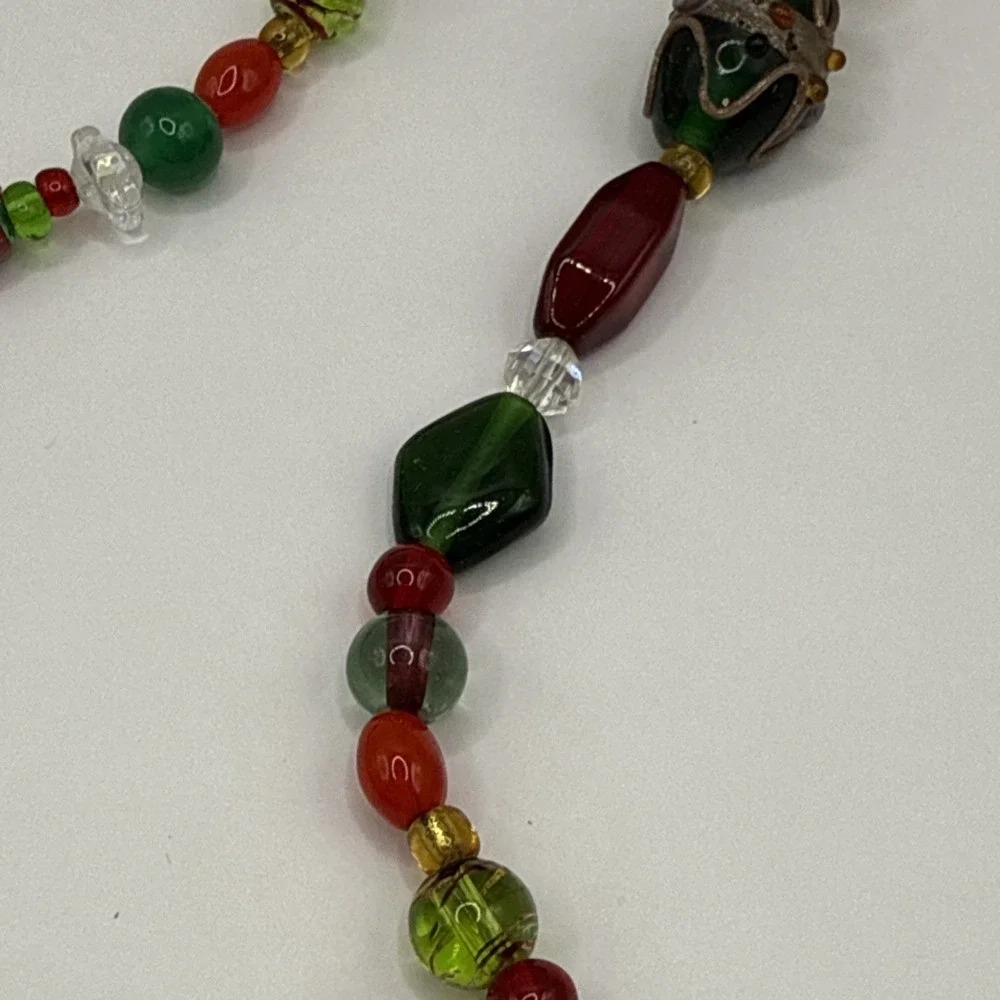 Vintage Necklace‎ Art Glass Red Green Beads Round & Figural Abstract Beaded 14in - Picture 11 of 16